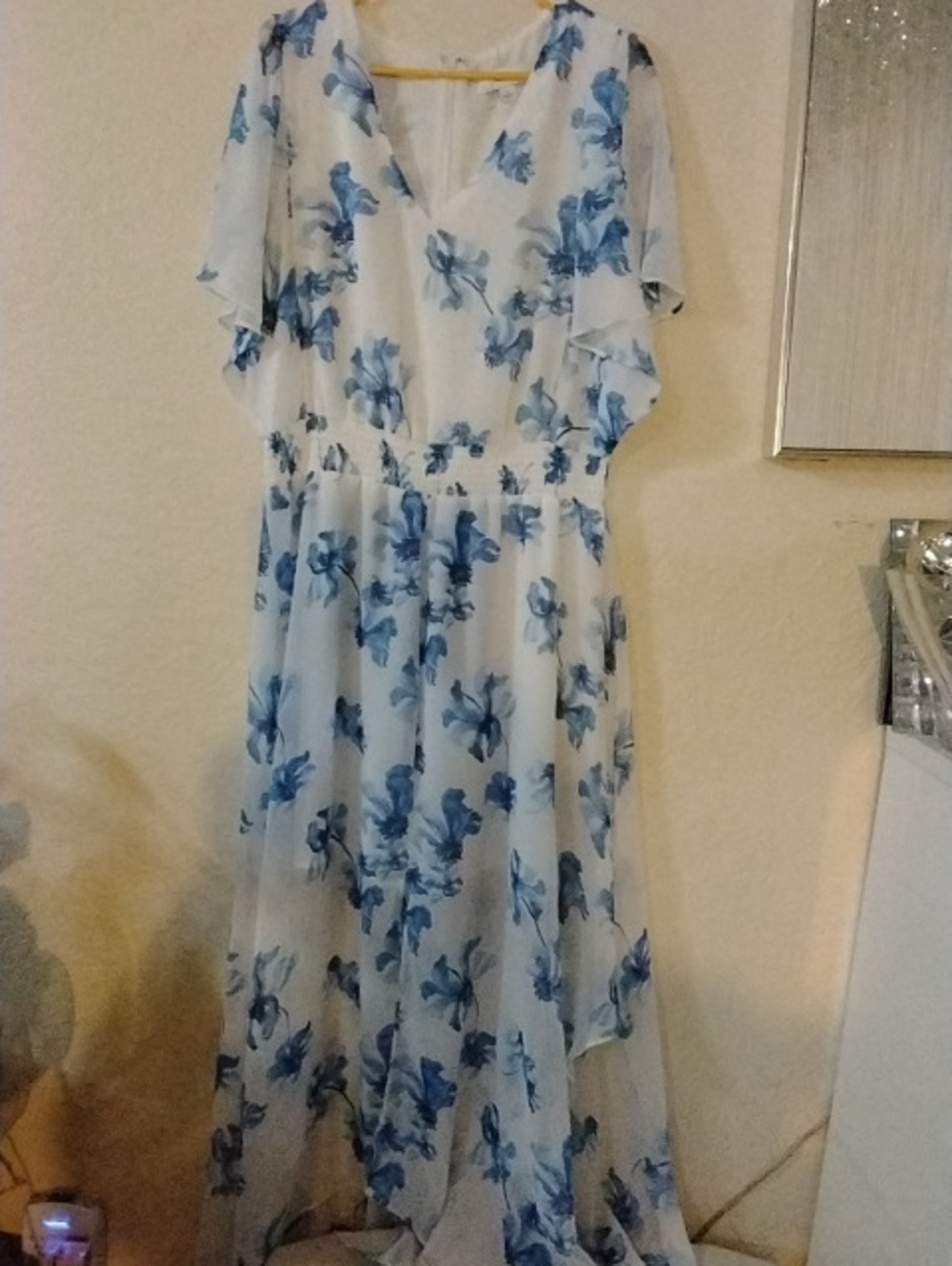 CeCe White Dress with Blue Floral Print - Picture 2 of 3